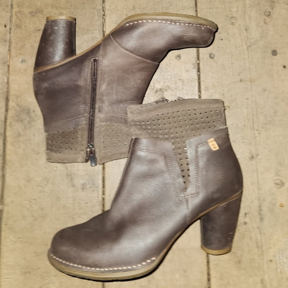El Naturalista Colibri booties. - Picture 9 of 11